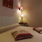 Cit'hotel Des Messageries Hotel Saintes