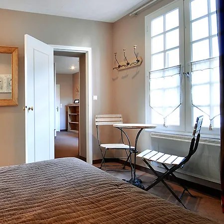 Cit'hotel Des Messageries Saintes