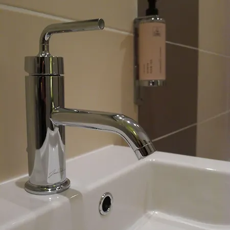 Cit'hotel Des Messageries Saintes