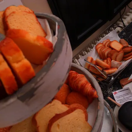 Cit'hotel Des Messageries Saintes