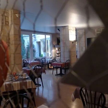 Cit'hotel Des Messageries Szálloda 3*