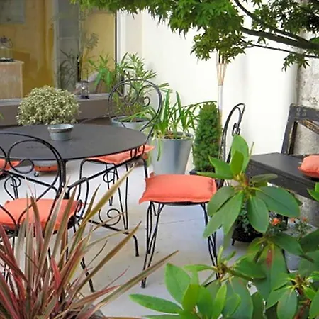 Cit'hotel Des Messageries 3* Saintes