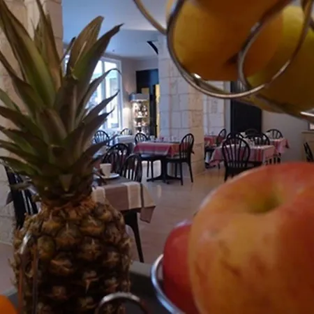 Cit'hotel Des Messageries Saintes