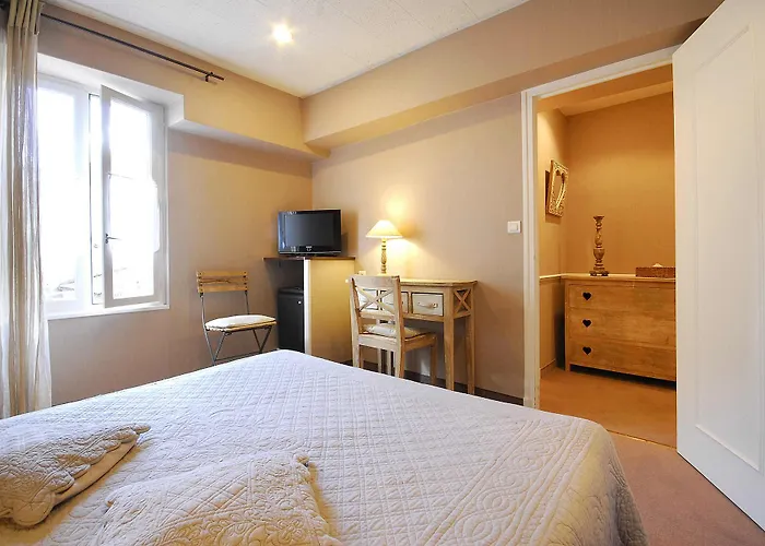 Cit'hotel Des Messageries Hotel Saintes