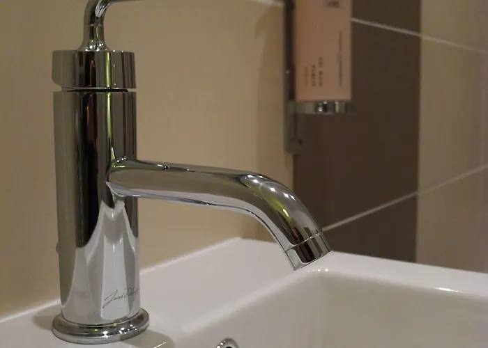 Cit'hotel Des Messageries Saintes