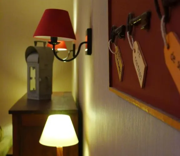 Cit'hotel Des Messageries 3* Saintes